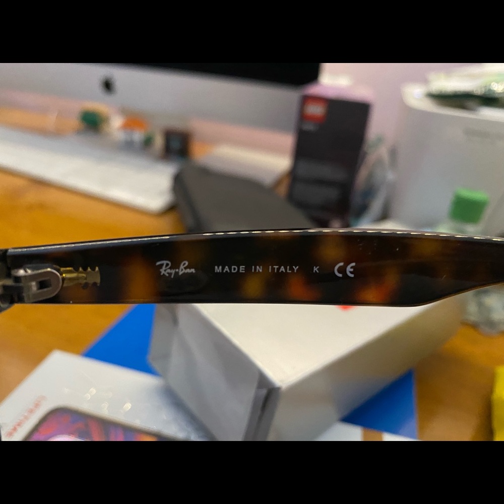 Ray-Ban Wayfarer - Picture 4 of 4